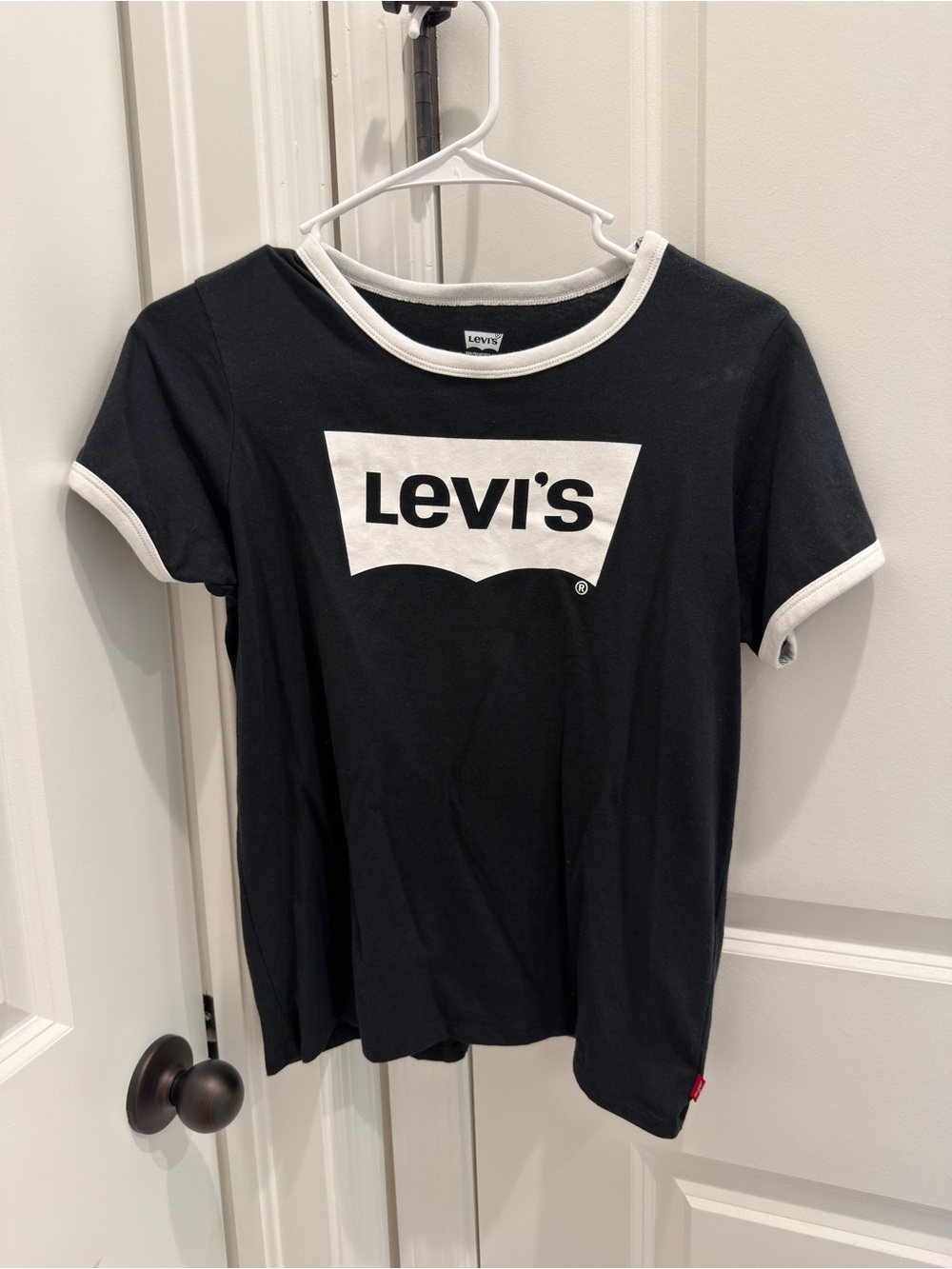 Levi's Black T-Shirt with White Logo and Trim